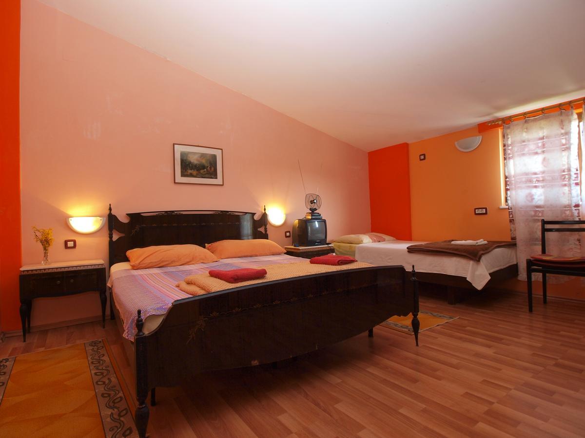 Apartments Slavica 382 Póla Kültér fotó